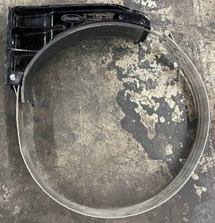 Peterbilt 579 Fuel Tank Strap / Bracket
