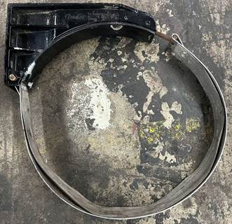 Peterbilt 579 Fuel Tank Strap / Bracket