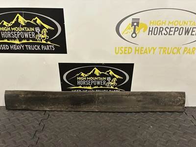 Tank strap liner set in good used condition, see pictures. Measures 28 1/2". OEM