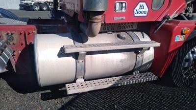 Freightliner Columbia Fuel Tank
