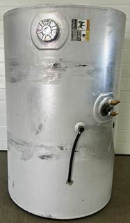 Kenworth 120 gallon fuel tank. Drivers side front fill or passenger side rear