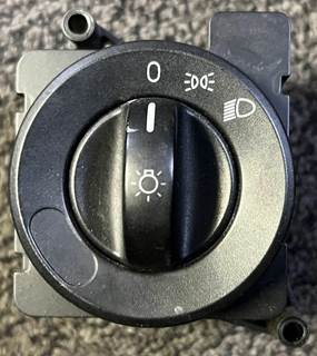 Freightliner Cascadia Headlight Assembly