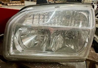 Kenworth T880 Left Headlight Assembly