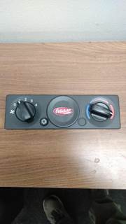 Peterbilt 567 Heater / AC Temp Control
