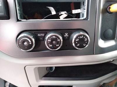 Peterbilt 579EV Heater / AC Temp Control