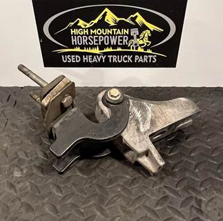 Peterbilt 579 Hood Hinge