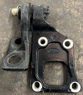 Hood hinge assembly pulled from a PACCAR truck. Hinge assembly is in good used