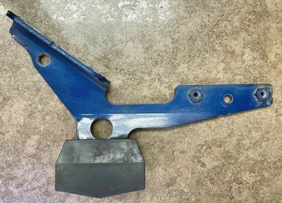 Kenworth Hood Rest 
OEM# L85-6082