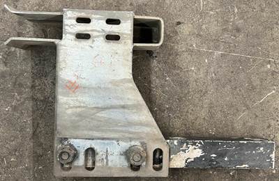 Kenworth T600 Right Hood for a Kenworth T6 Series