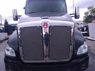 Kenworth T680 Hood