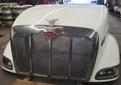 Peterbilt 387 Hood
