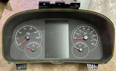 Kenworth Instrument Panel Cluster for a Kenworth T370