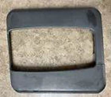 USED PETERBILT PACCAR MIRROR COVER LH
OEM# R22-6127