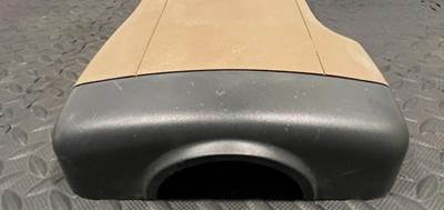 PACCAR Interior Trim Column Cover   
*Some Minor Damage *See Pics
S60-1464-11652