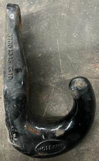 Holland tow hook pulled from a PACCAR truck. Tow hook is in good used condition,