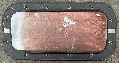 Shifter hole plate pulled from a PACCAR truck. Part is in good used condition,