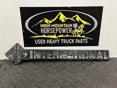 INTERNATIONAL Vehicle Emblem Badge P/N: 2007339C1