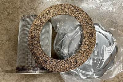 BUYERS HYDRAULIC STRAINER BREATHER CAP ASSEMBLY 
OEM# TFA005715