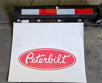 Peterbilt 579 Left Mud Flap Hanger