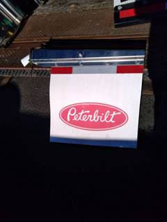Peterbilt 579 Right Mud Flap Hanger