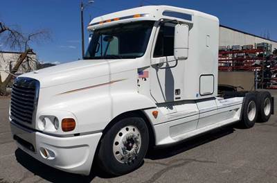 Freightliner Century Class 120 Truck