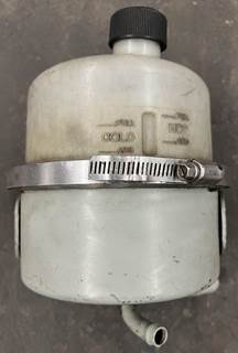 Power steering reservoir pulled from a Freightliner. Reservoir is in good used