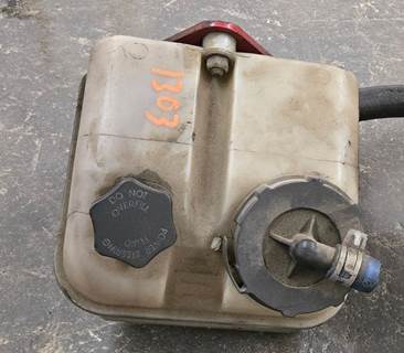 Freightliner Cascadia Power Steering Reservoir