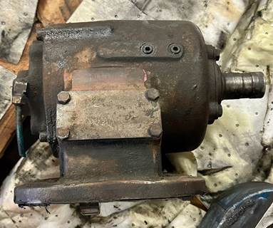 Muncie 01T37075 PTO for a Kenworth T880