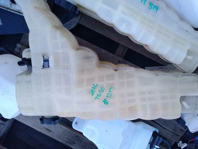 Kenworth T680 Radiator Overflow Bottle / Surge Tank