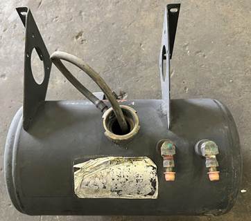 Peterbilt 379 Radiator Overflow Bottle / Surge Tank