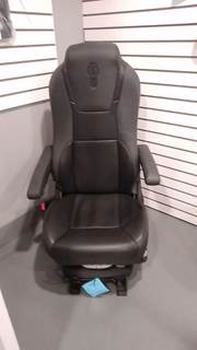 Kenworth T880 Left Seat