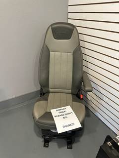 Peterbilt 579 Right Seat