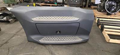 Peterbilt 579 Left Fairing