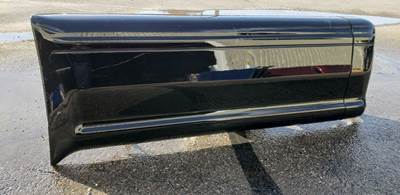 Long side fairing off of a Peterbilt (likely a 579). Black paint is in good