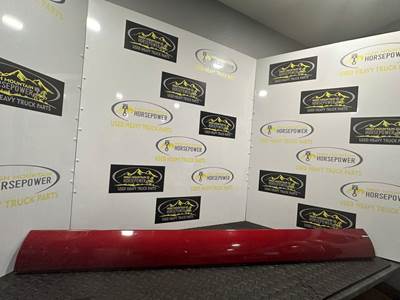 Peterbilt 587 Right Sleeper Fairing