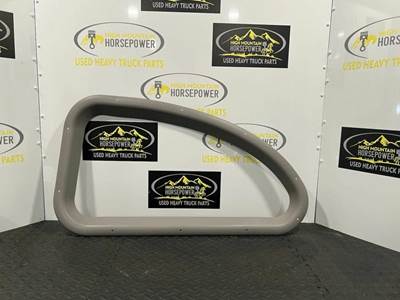 Peterbilt 587 Left Sleeper