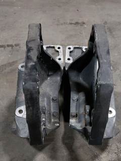 Kenworth T680 Spring Hanger