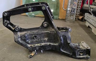 Kenworth T680 Right Spring Hanger