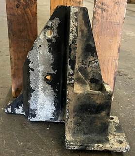 Kenworth Left Spring Hanger for a Kenworth W900