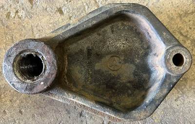 Kenworth T800 Spring Hanger