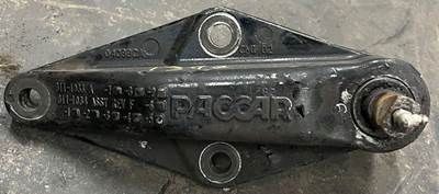 Kenworth T880 Spring Hanger