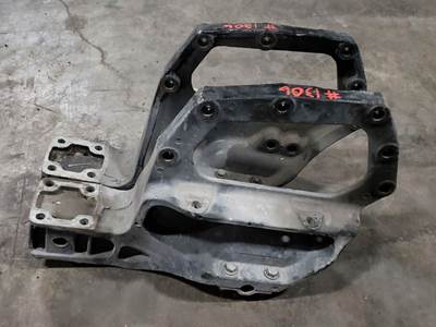 Peterbilt 579 Spring Hanger