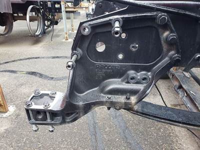 Peterbilt 579 Spring Hanger