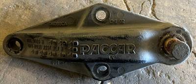 Peterbilt 579 Spring Hanger