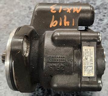 Kenworth T680 Steering Pump