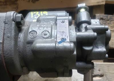Kenworth T800 Steering Pump