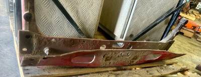 Freightliner Columbia Suspension Crossmember / K-Frame