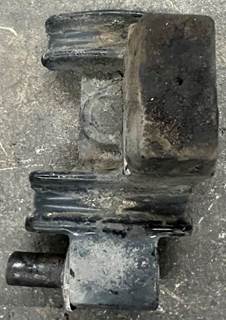 Left side saddle spring pulled from a Peterbilt truck. Part is in good used