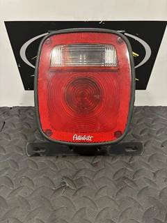 Peterbilt 567 Tail Light