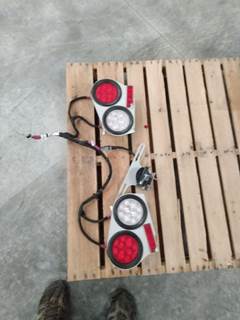 Peterbilt 589 LONG HOOD Tail Light